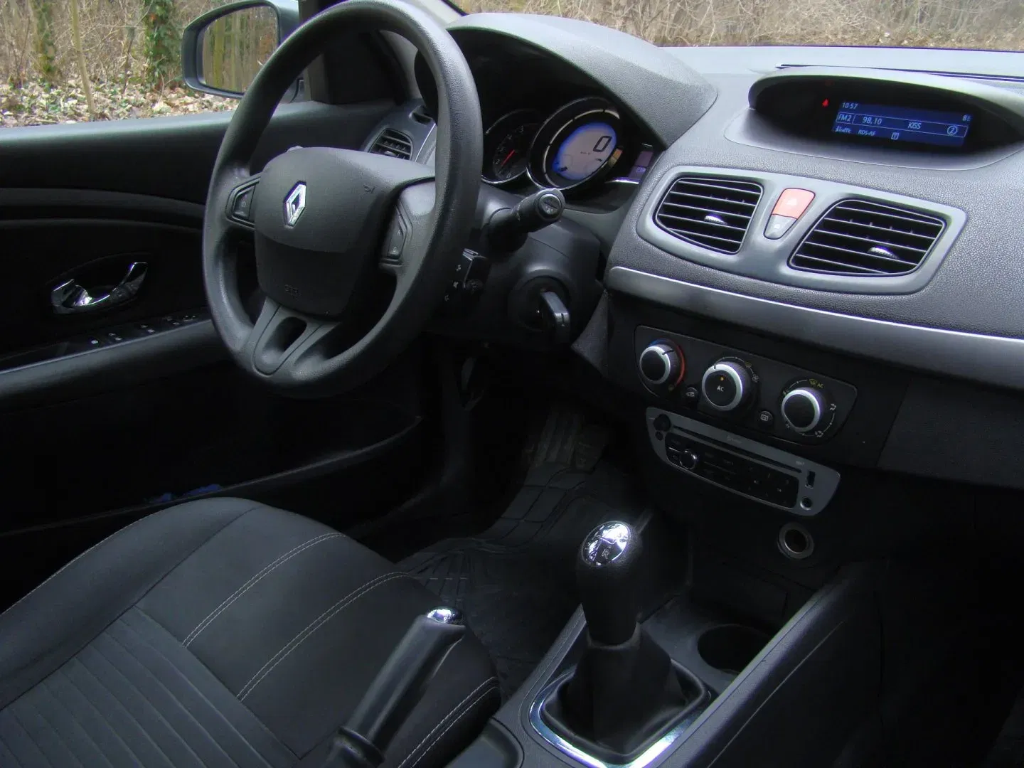 Renault Fluence - Náhled 10
