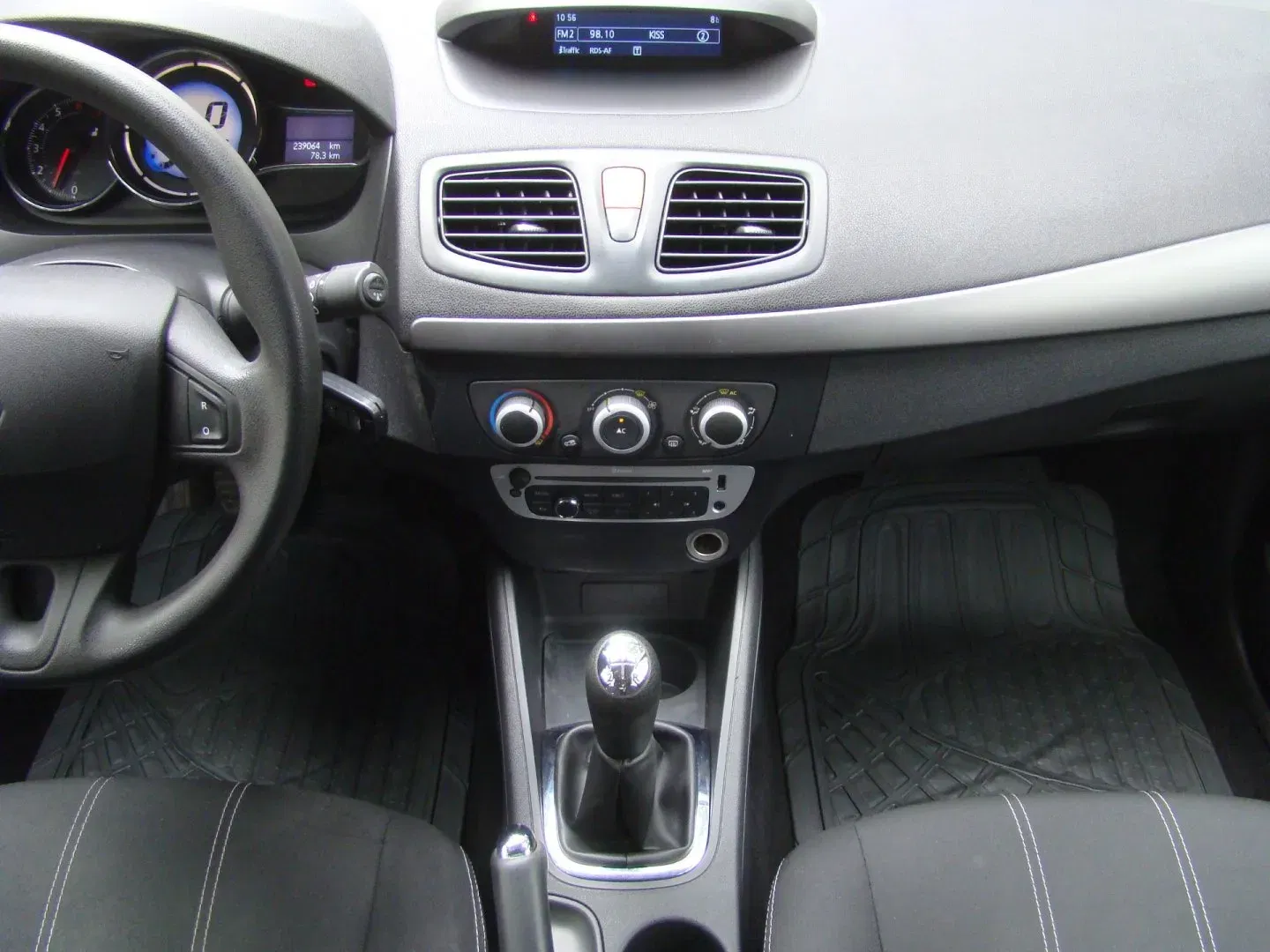Renault Fluence - Náhled 14