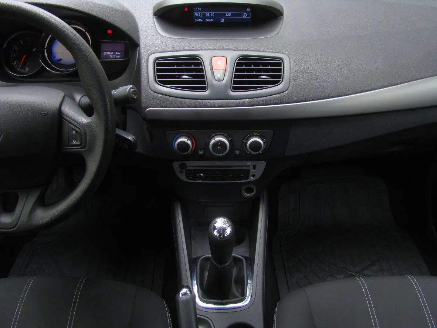 Renault Fluence - Náhled 15