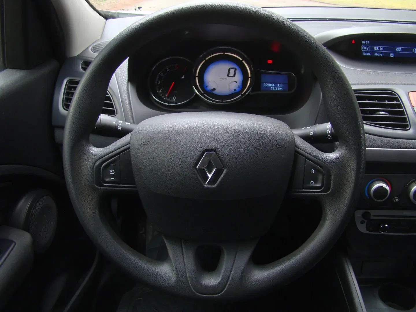 Renault Fluence - Náhled 19