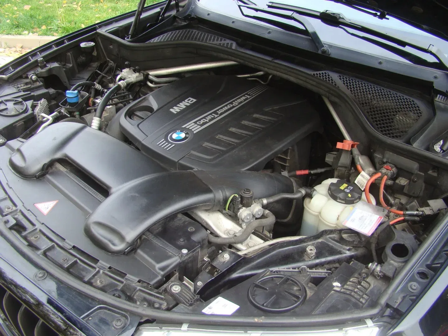 BMW X6 - Náhled 35