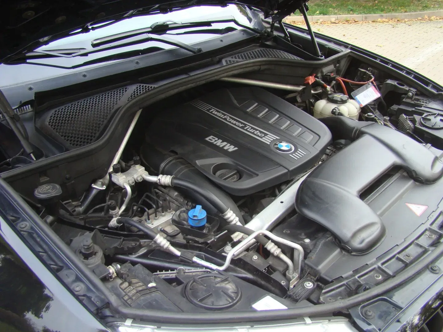 BMW X6 - Náhled 37