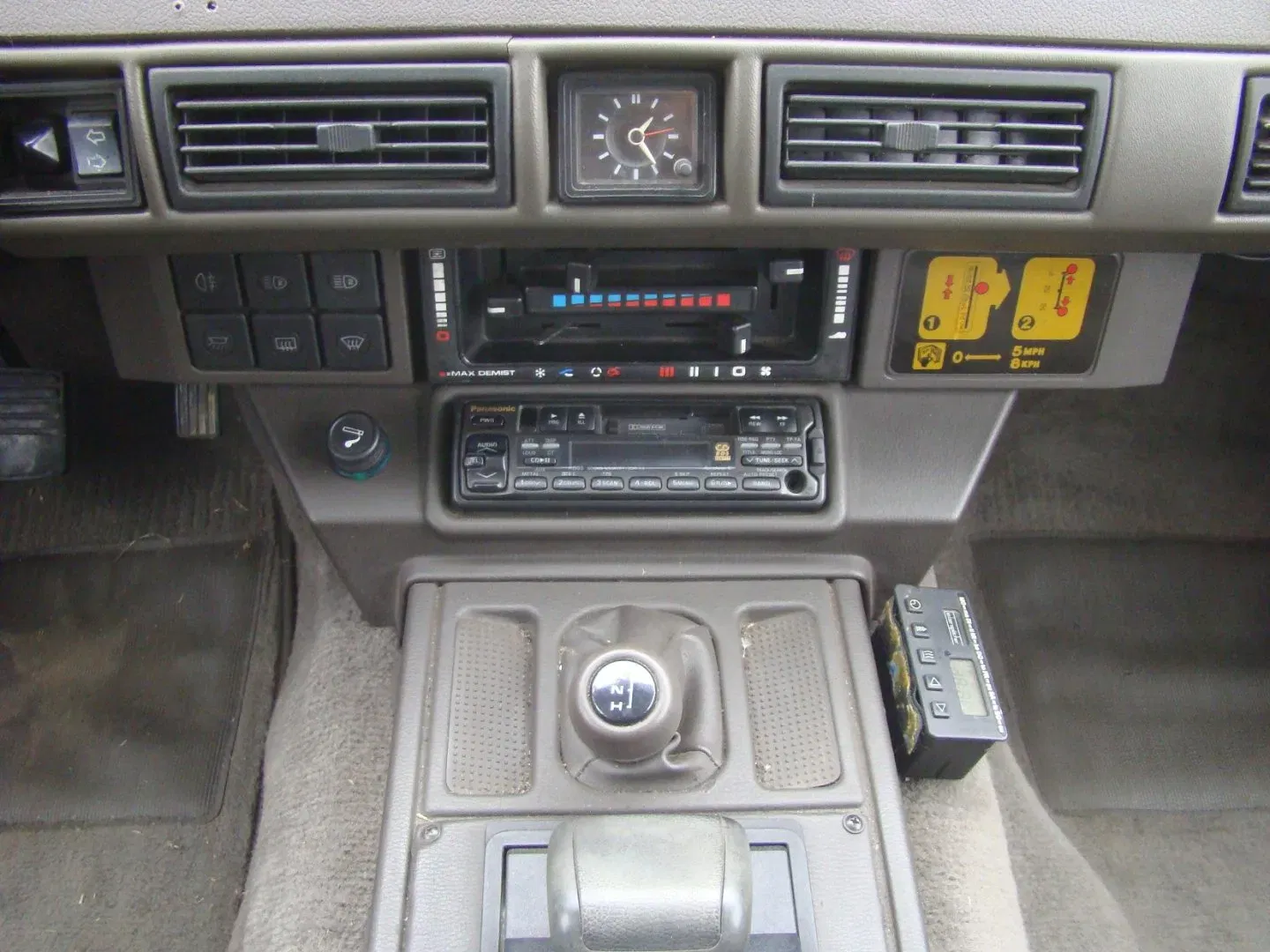 Land Rover Range Rover - Náhled 13