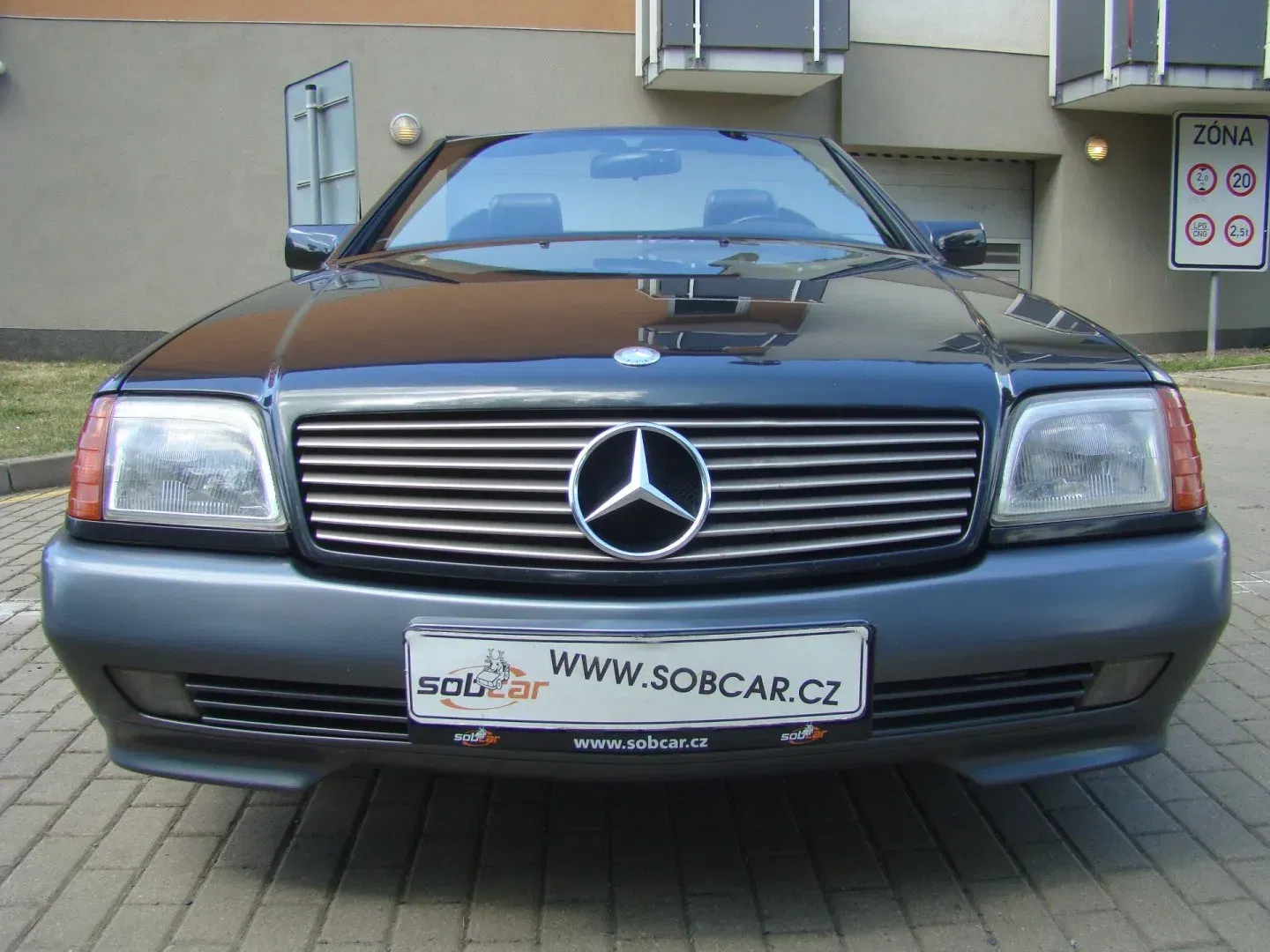 Mercedes-Benz SL - Náhled 2