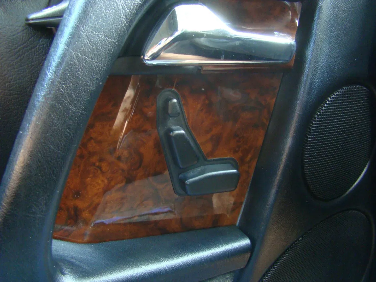 Mercedes-Benz SL - Náhled 24