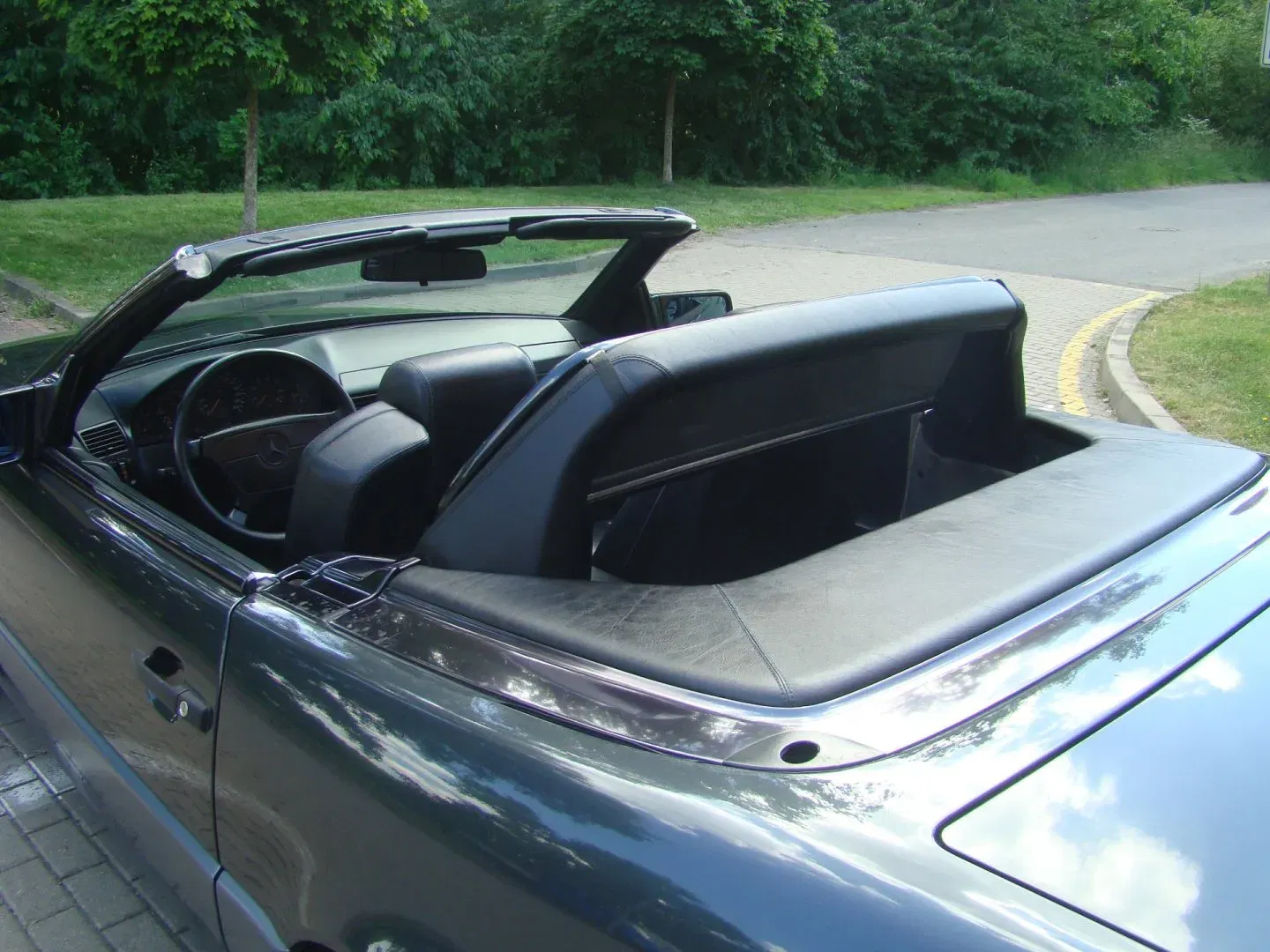 Mercedes-Benz SL - Náhled 27
