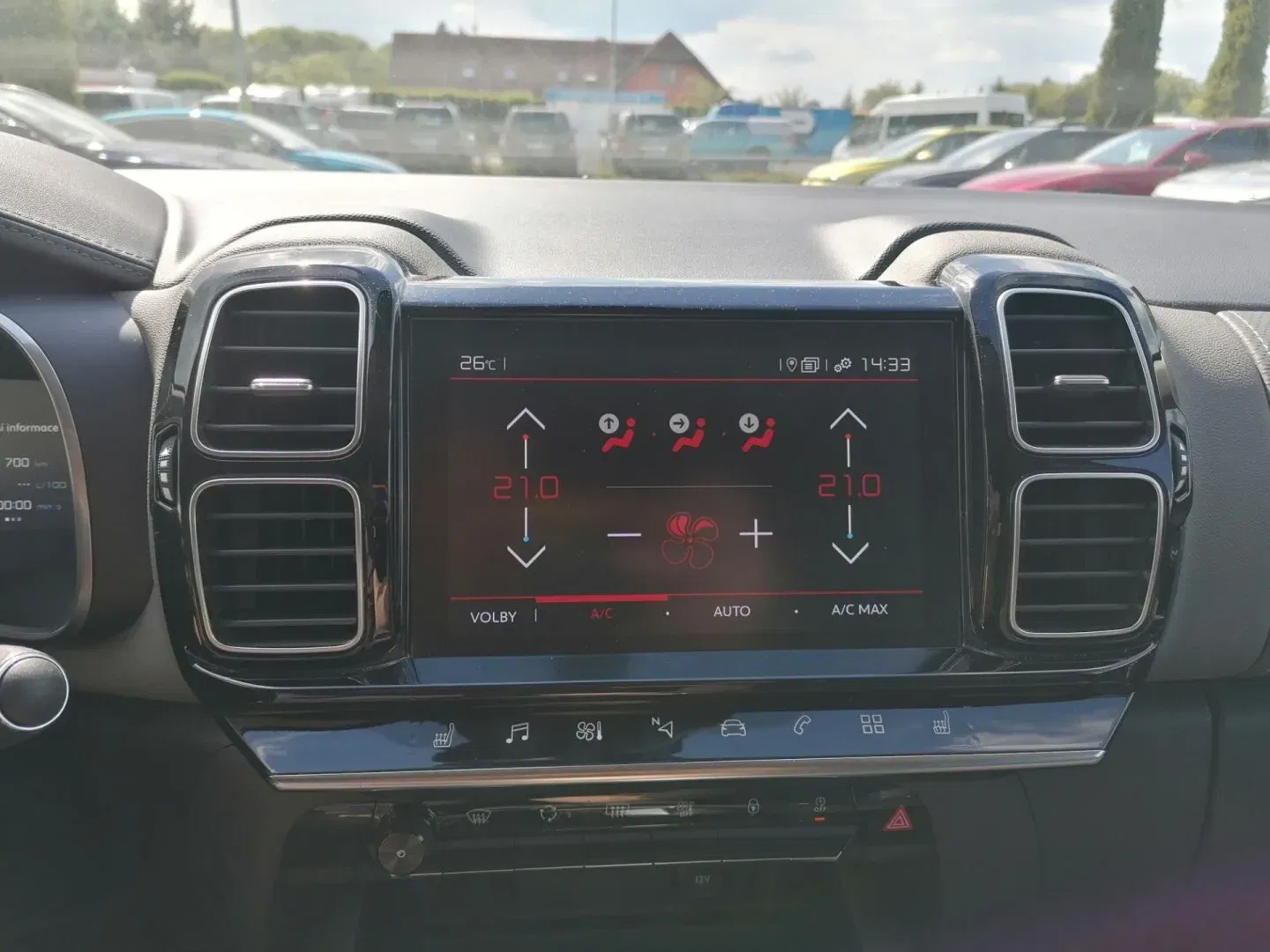 Citroën C5 Aircross - Náhled 17