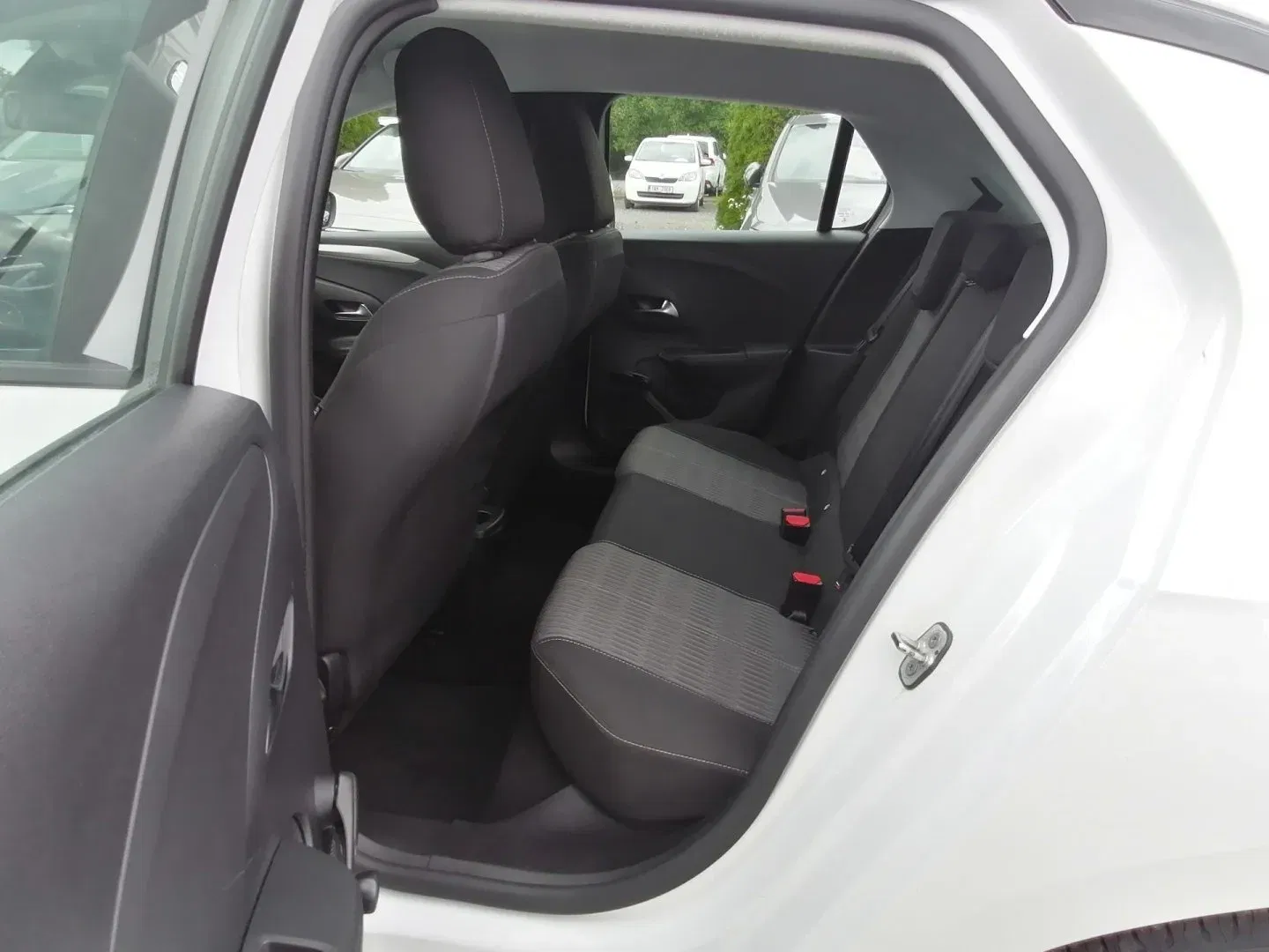 Opel Corsa - Náhled 10
