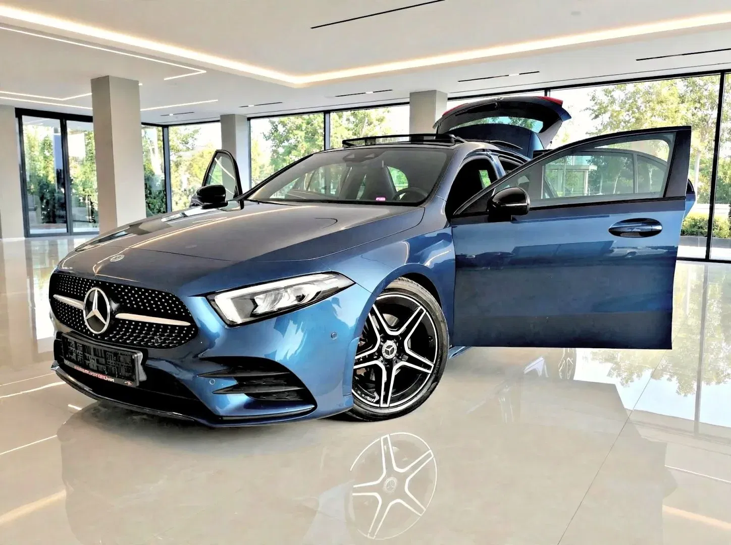 Mercedes-Benz Třídy A - Obrázek 1