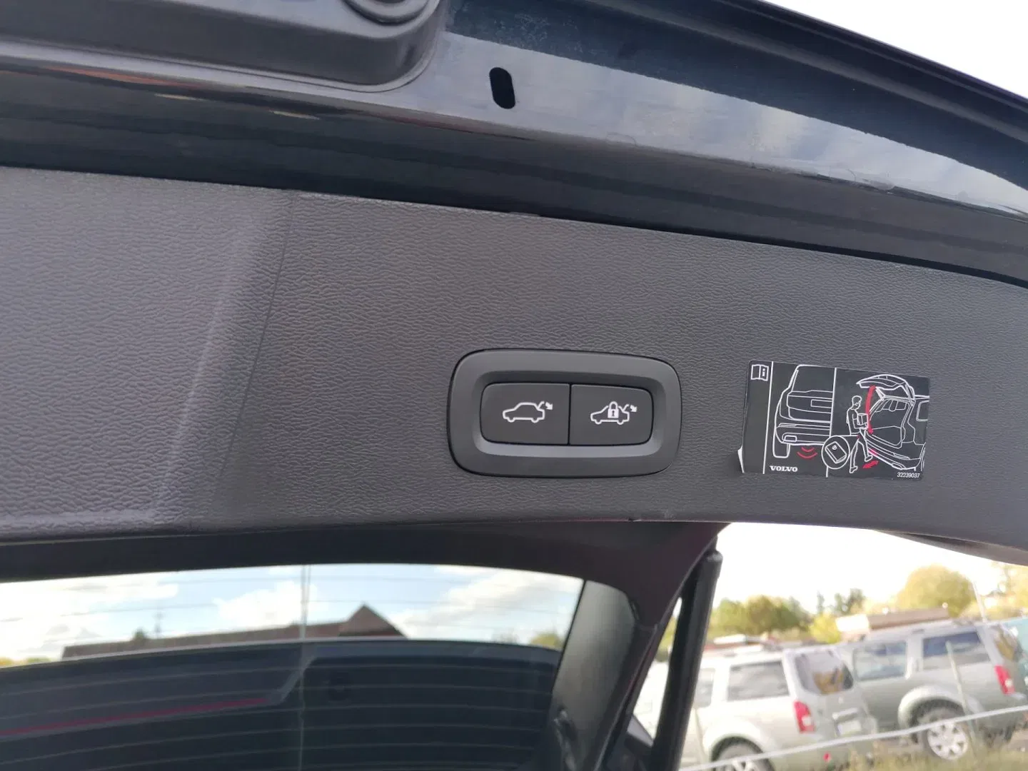 Volvo XC40 - Náhled 31