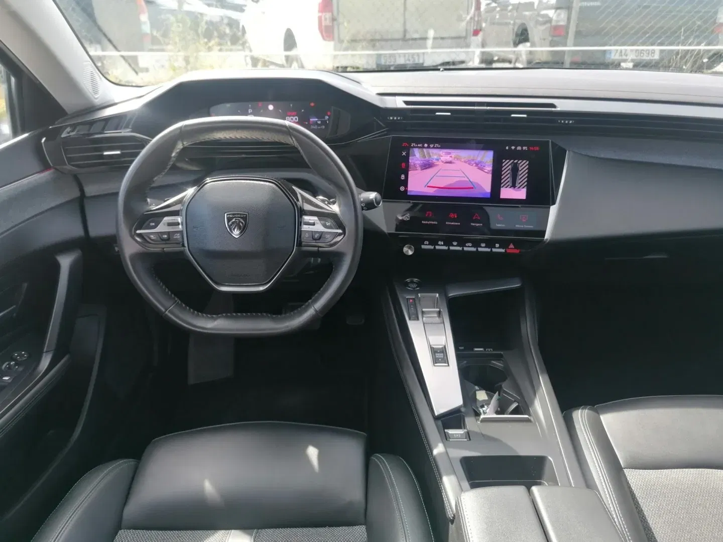 Peugeot 308 - Náhled 8