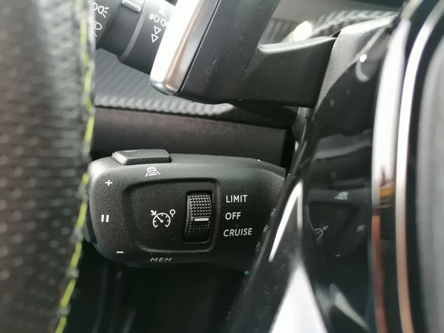 Peugeot 2008 - Náhled 18