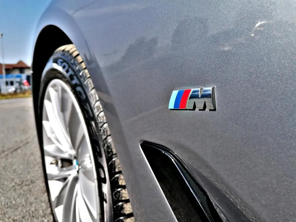 BMW Řada 5 - Náhled 32