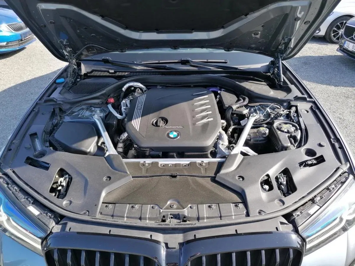 BMW Řada 5 - Náhled 34