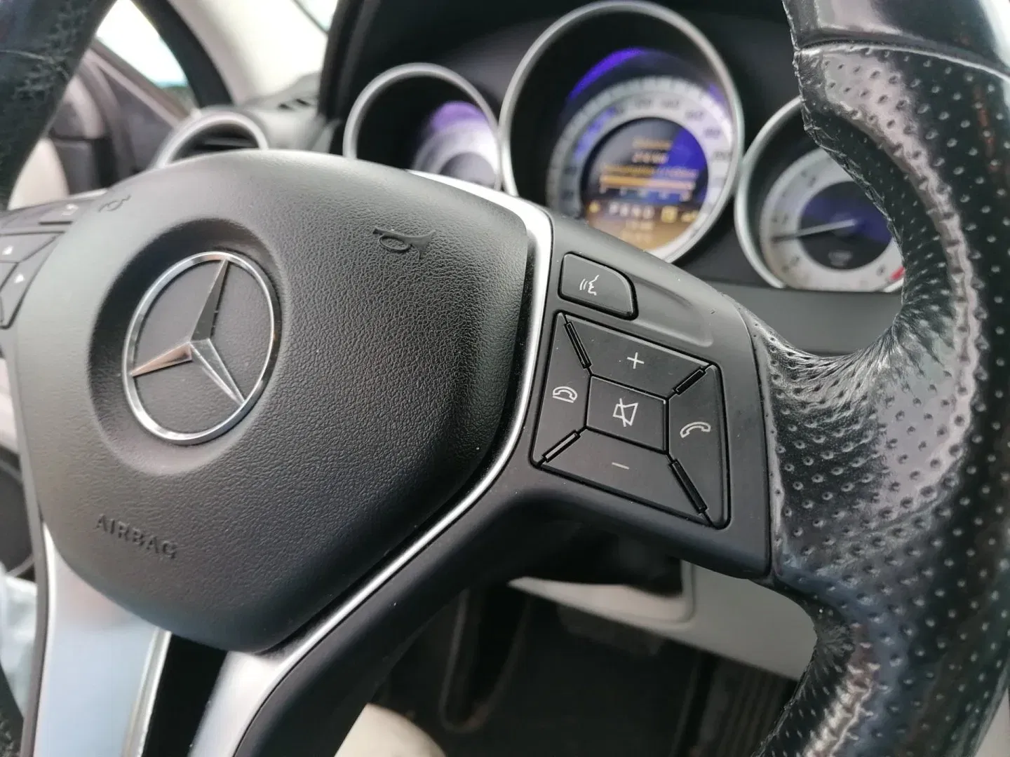 Mercedes-Benz Třídy C - Náhled 17