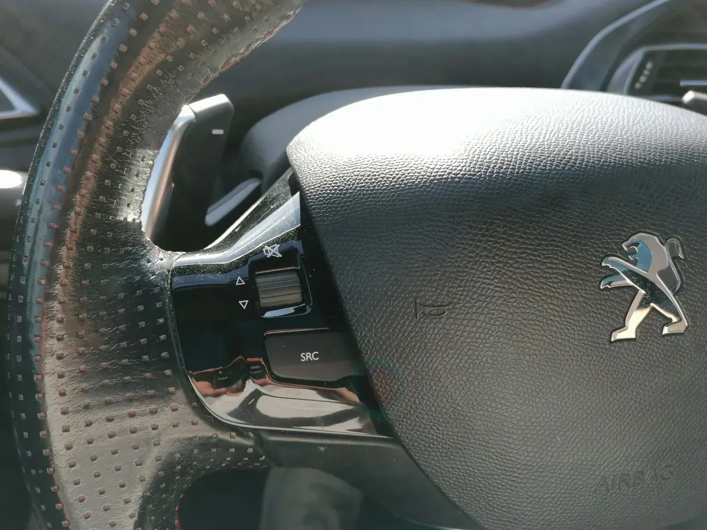 Peugeot 308 - Náhled 18