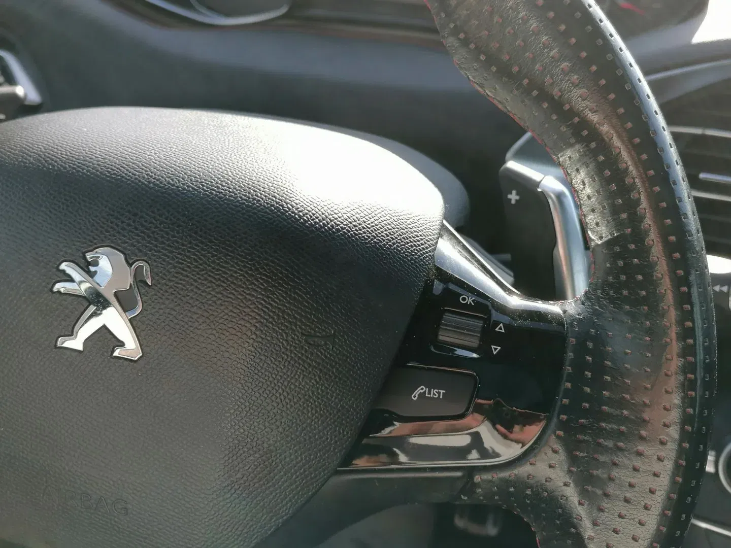 Peugeot 308 - Náhled 19