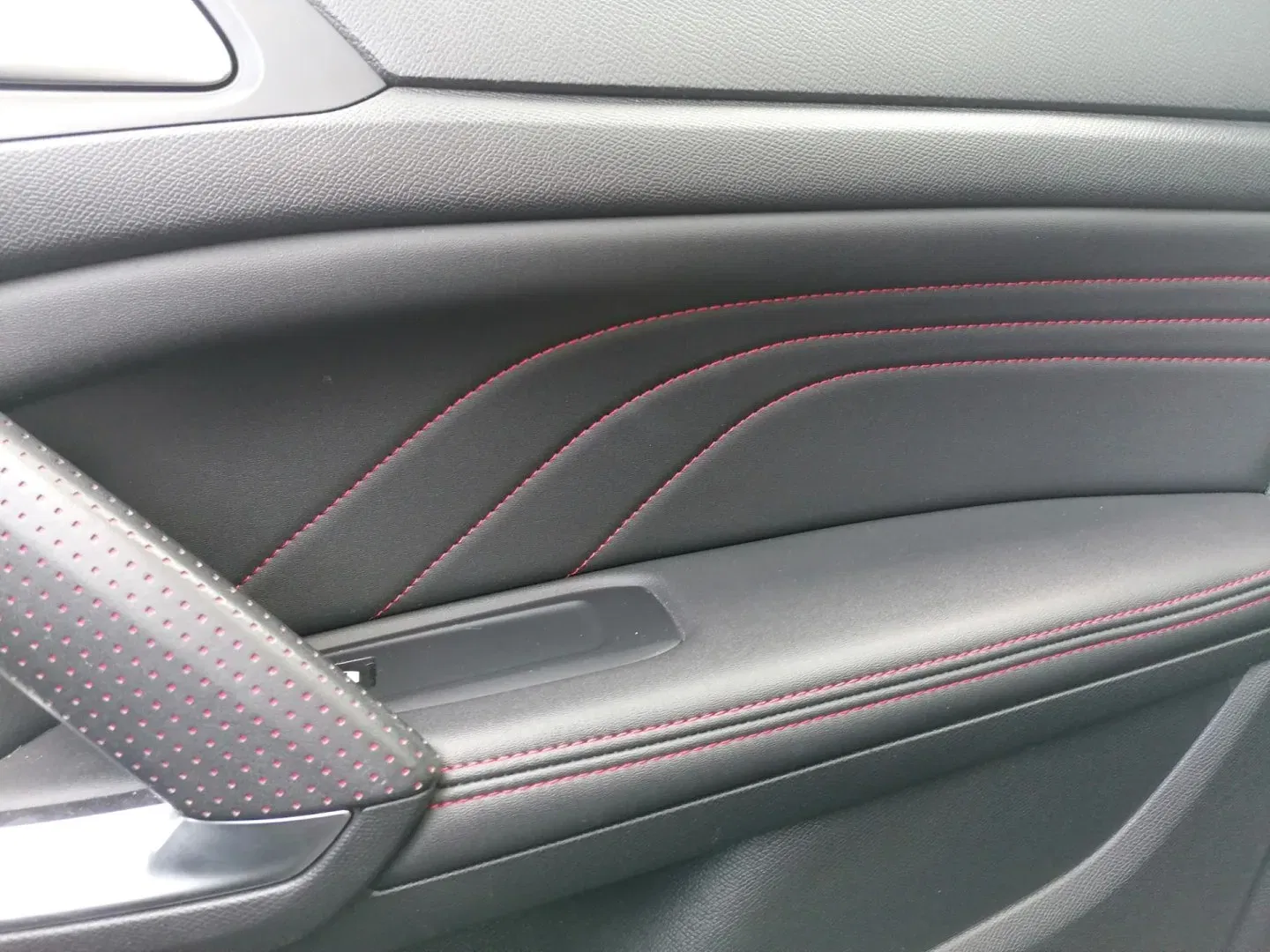 Peugeot 308 - Náhled 23