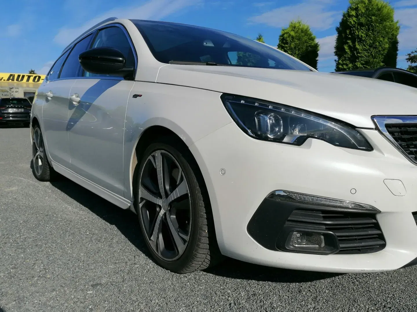 Peugeot 308 - Náhled 27