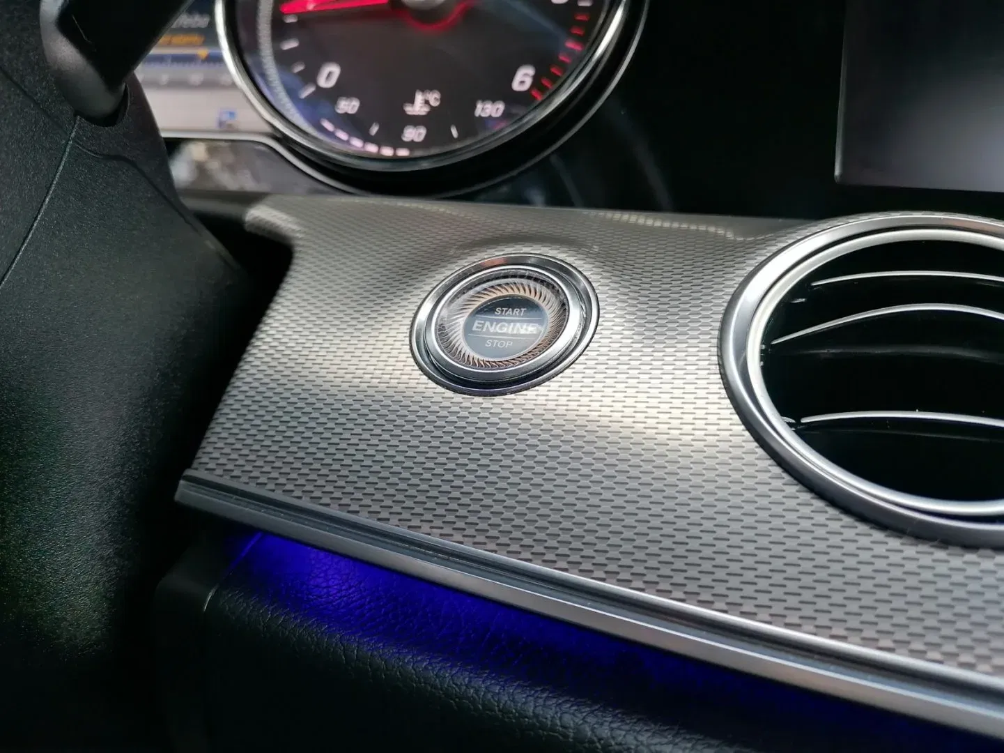 Mercedes-Benz Třídy E - Náhled 22