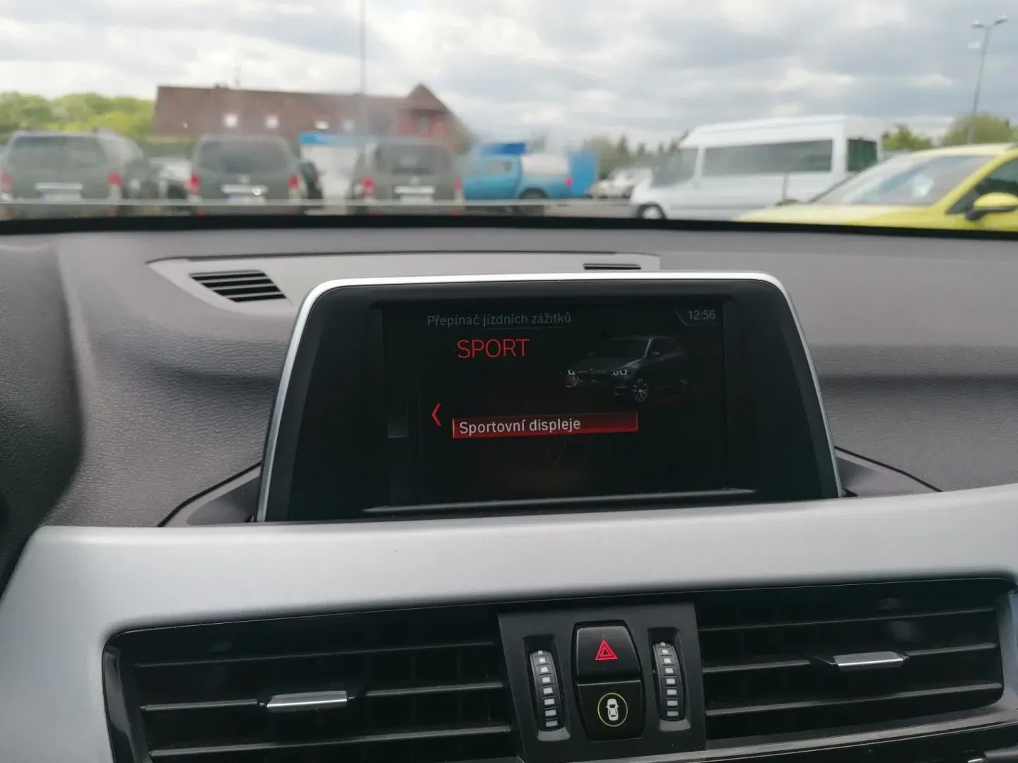 BMW X1 - Náhled 15