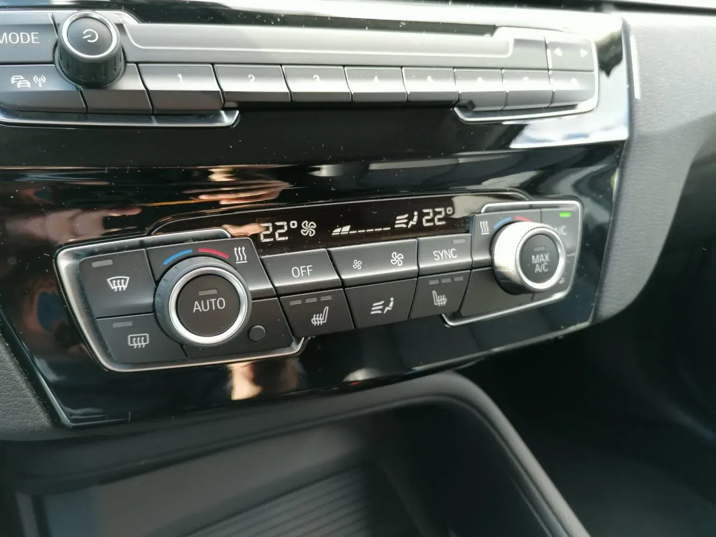 BMW X1 - Náhled 14