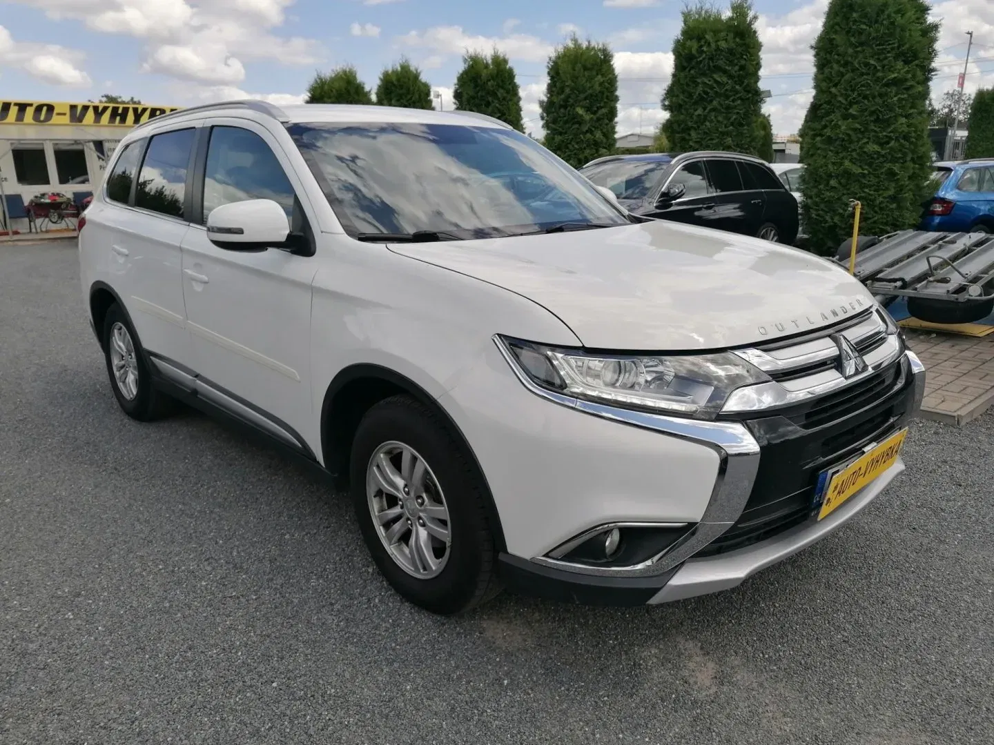 Mitsubishi Outlander - Náhled 3