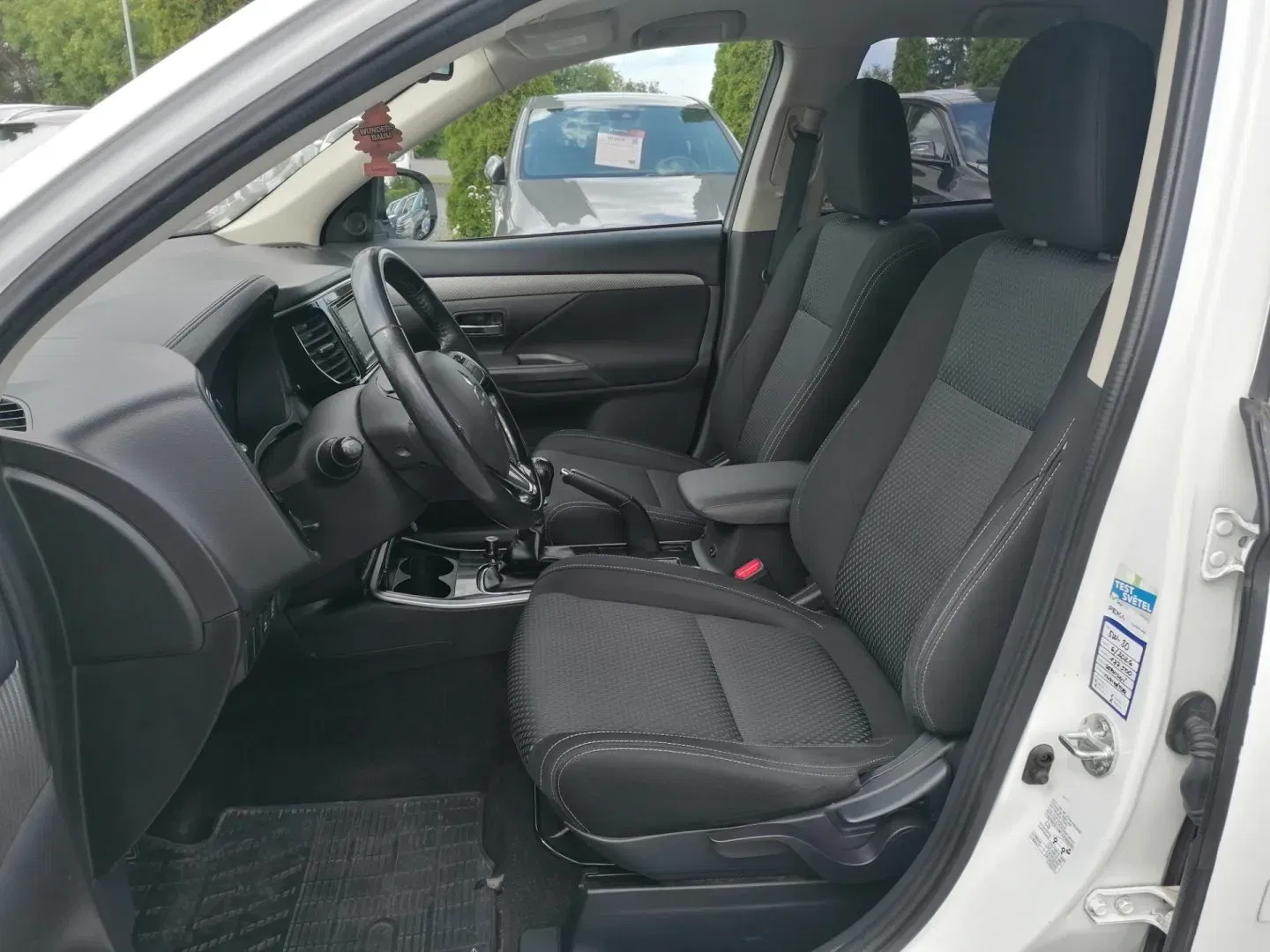Mitsubishi Outlander - Náhled 7