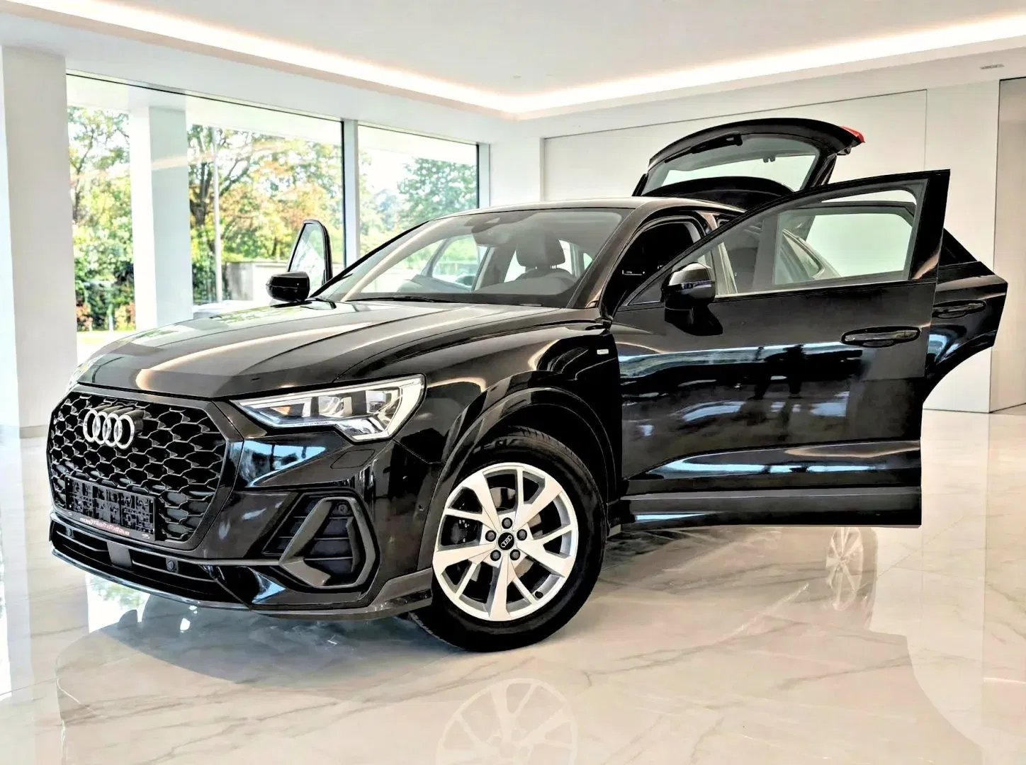 Audi Q3 - Obrázek 1