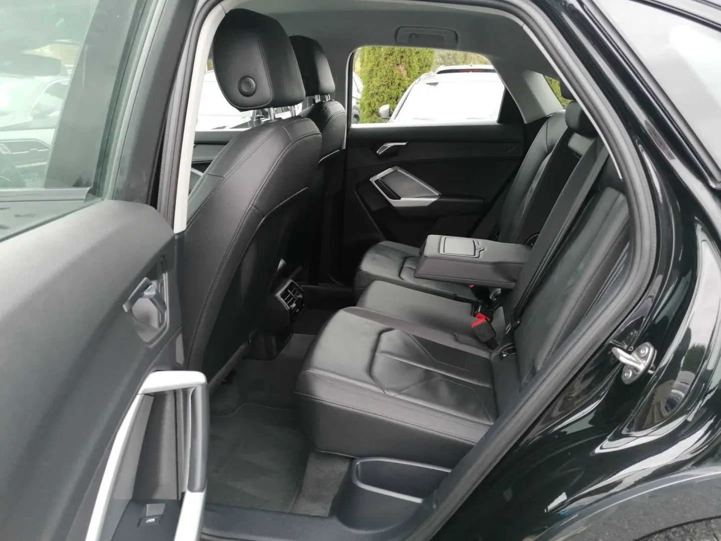 Audi Q3 - Náhled 10