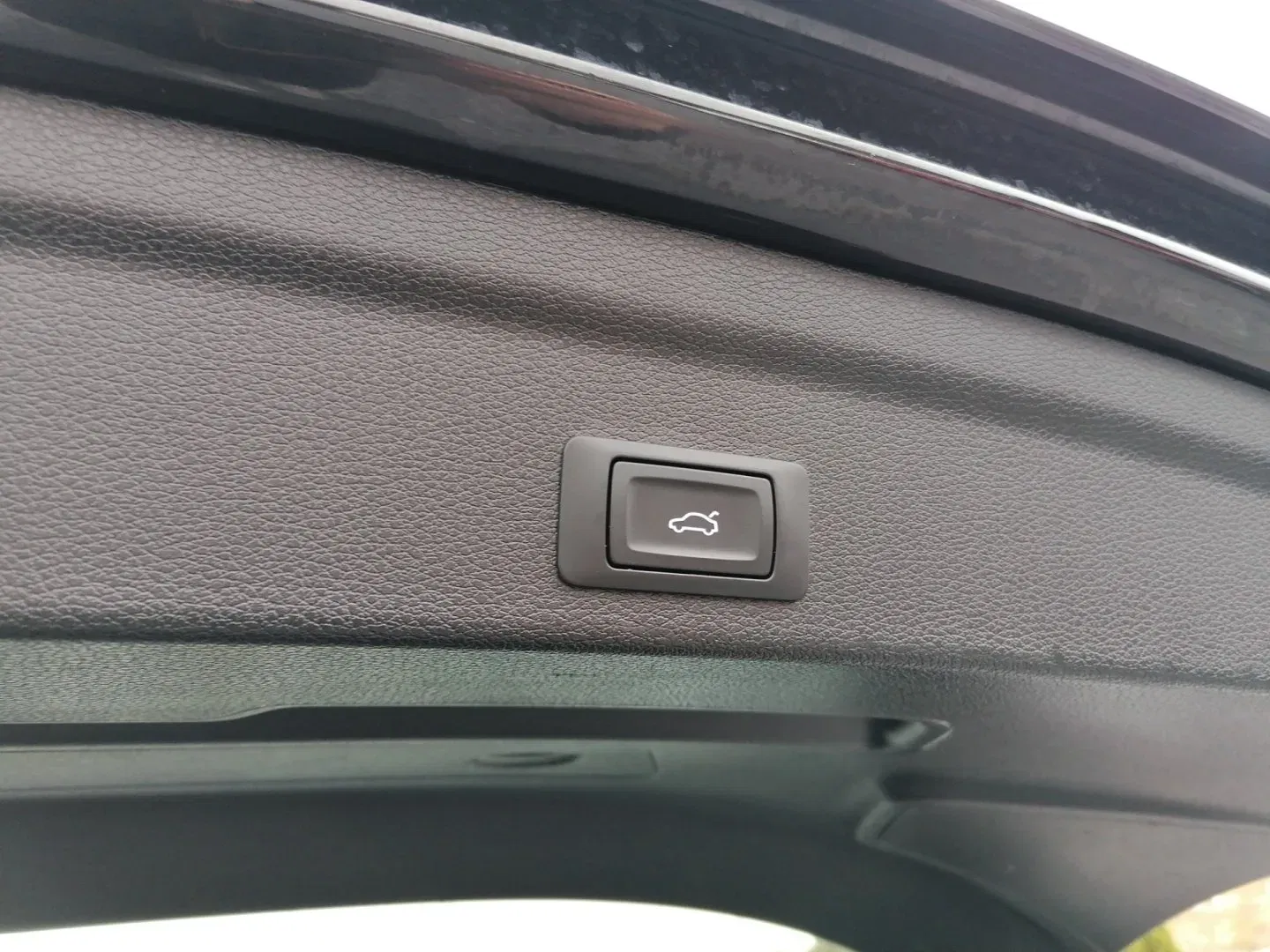 Audi Q3 - Náhled 31