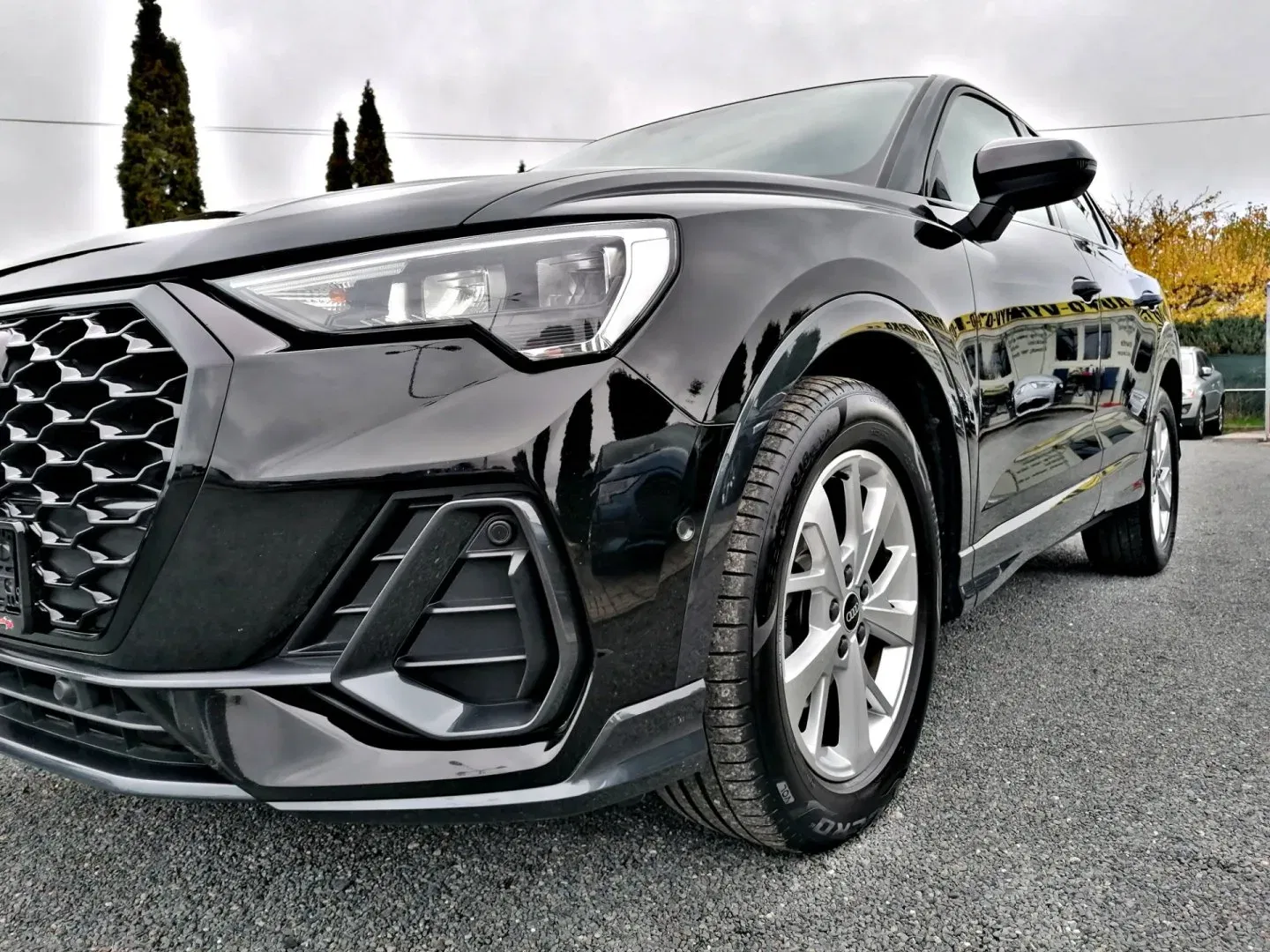 Audi Q3 - Náhled 32