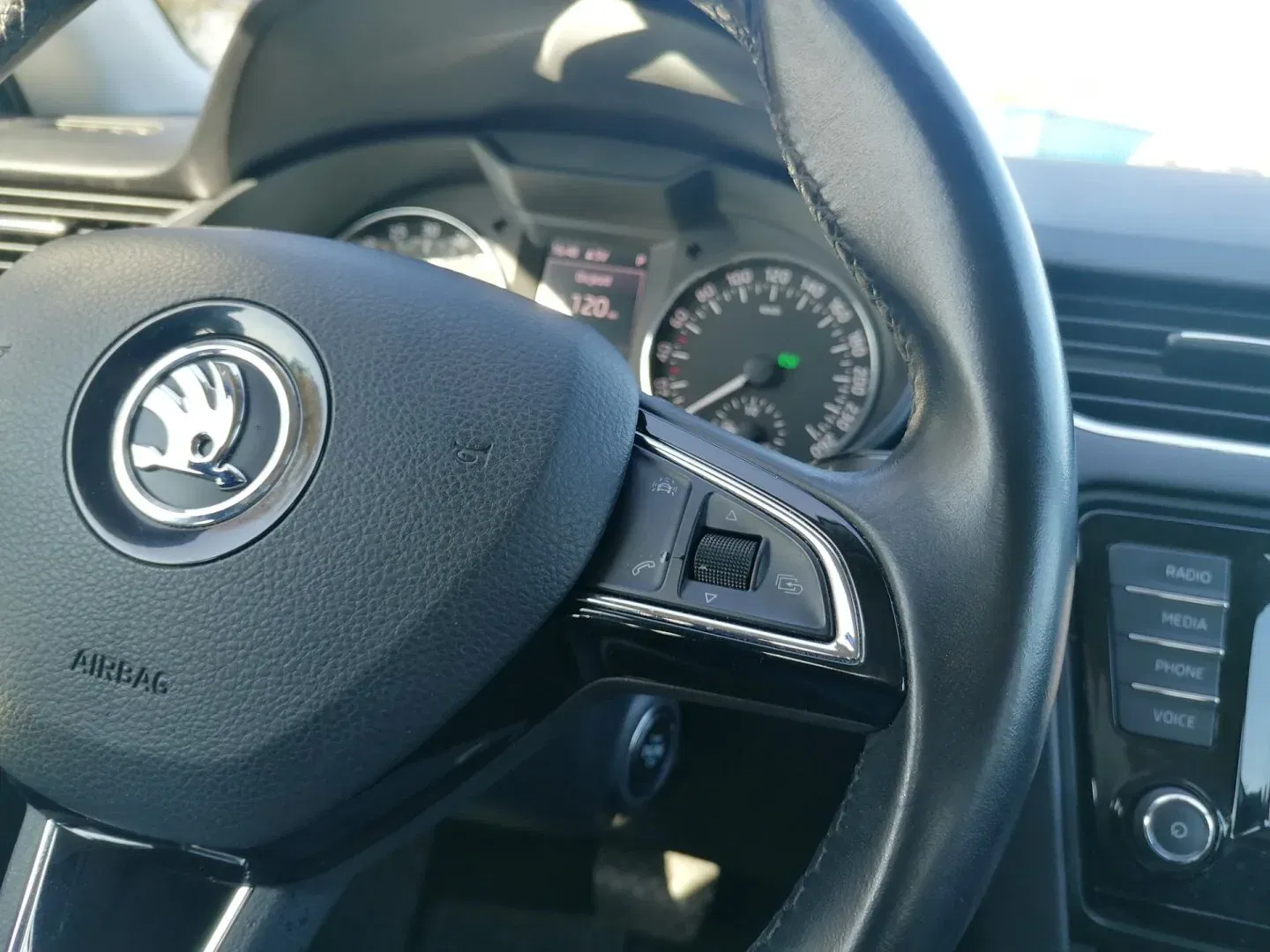 Škoda Octavia - Náhled 21