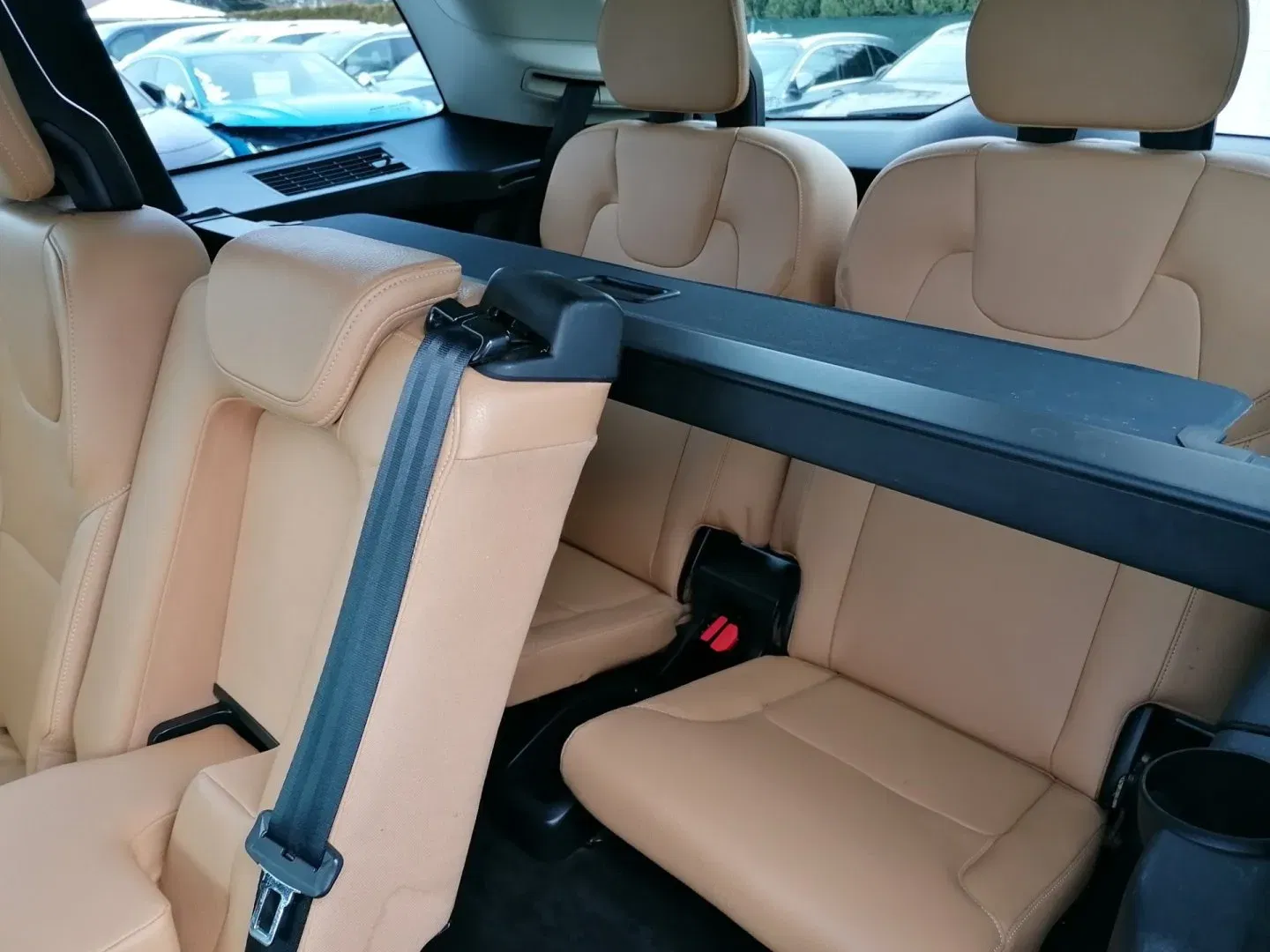 Volvo XC90 - Náhled 11