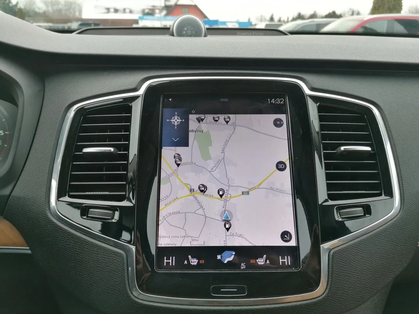 Volvo XC90 - Náhled 14