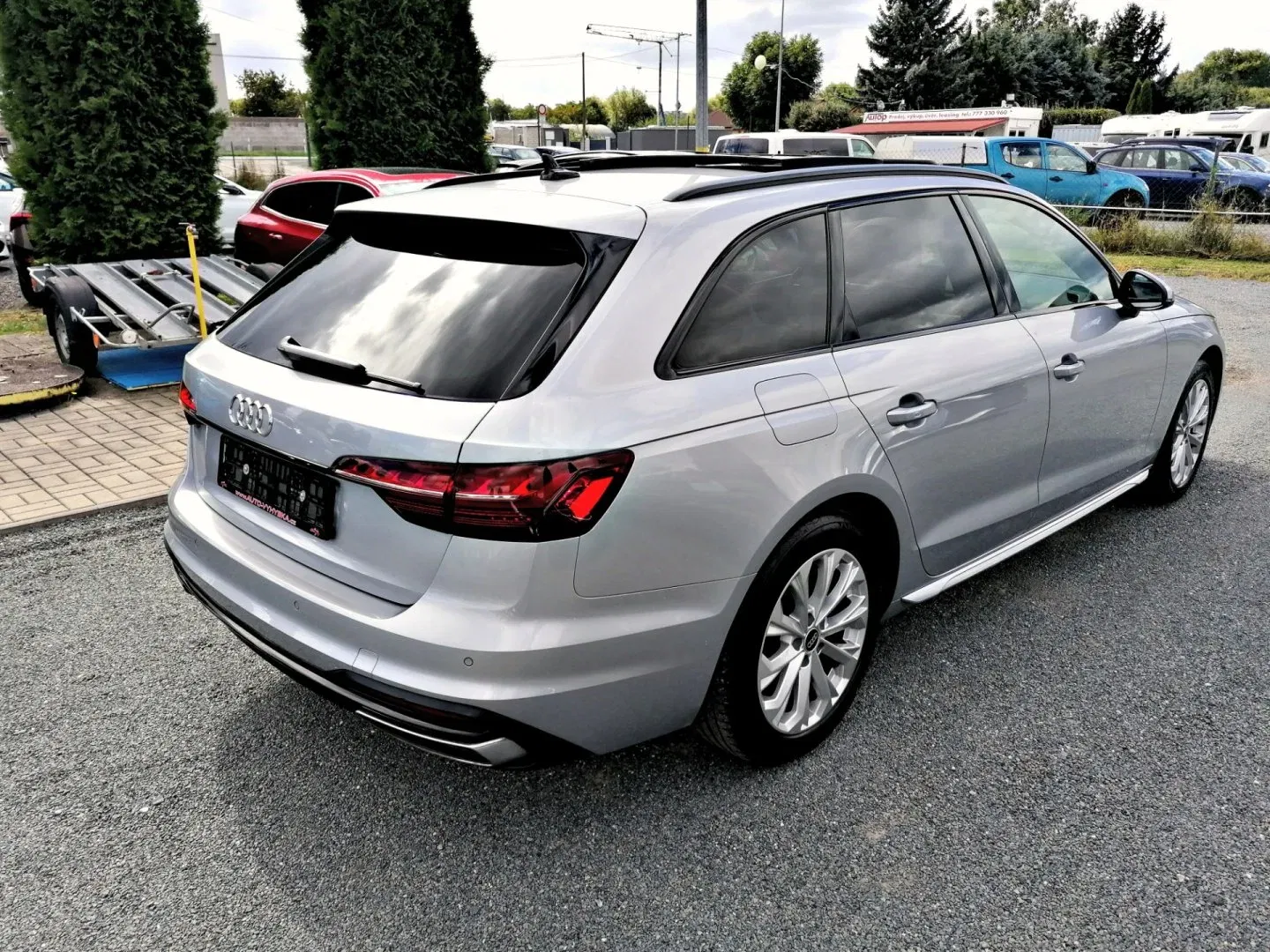 Audi A4 - Náhled 4