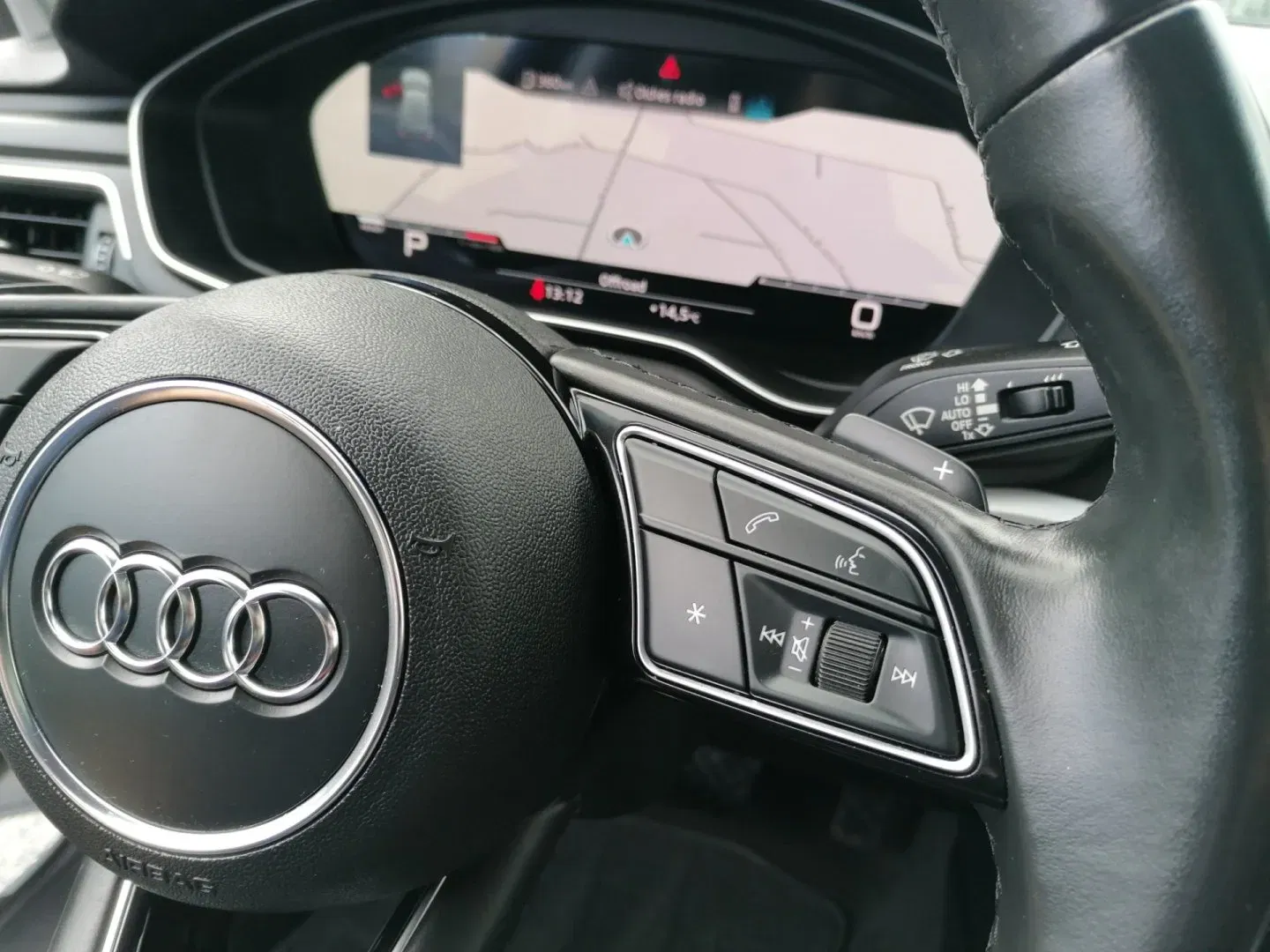 Audi A4 - Náhled 15