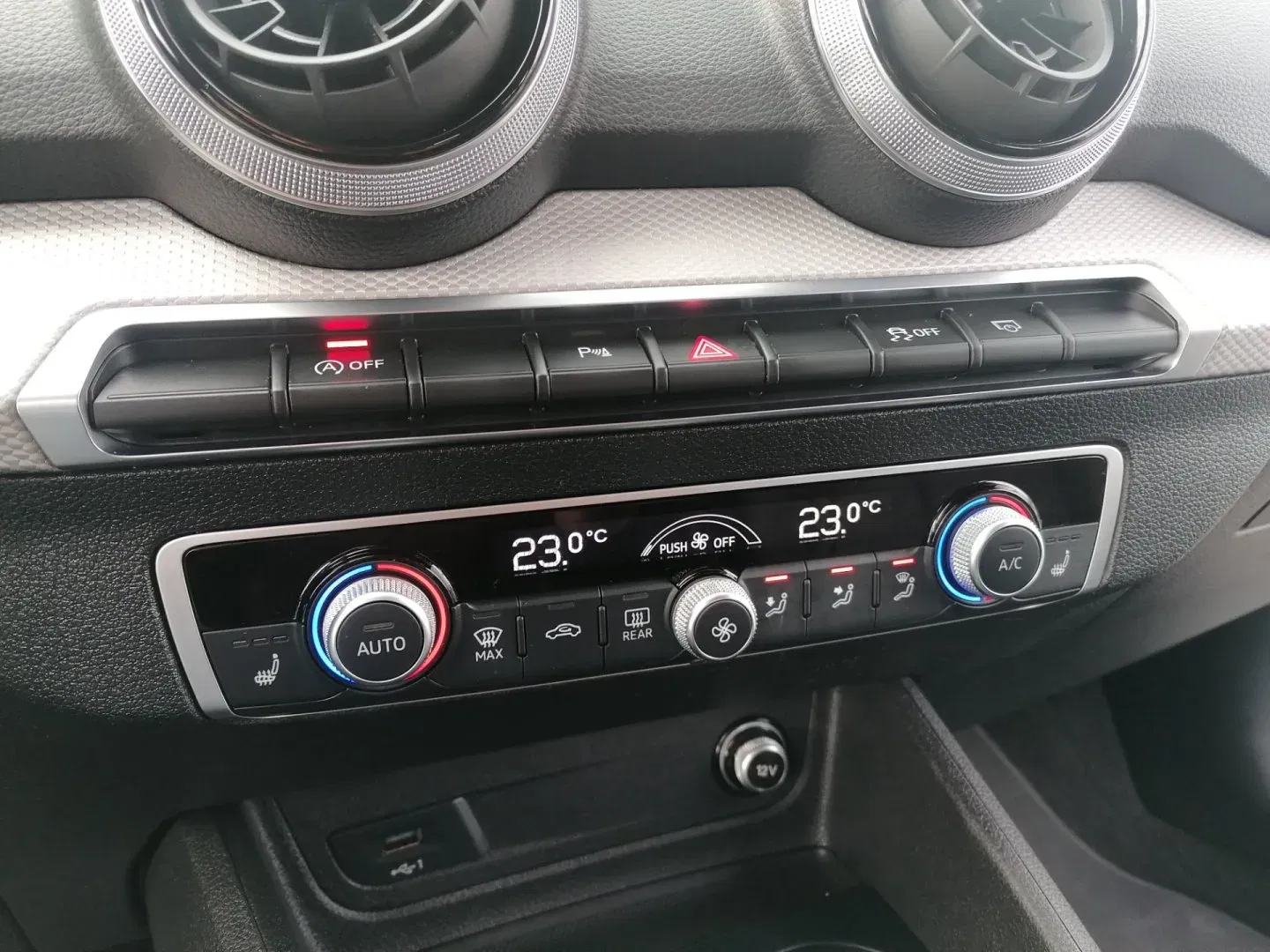 Audi Q2 - Náhled 15