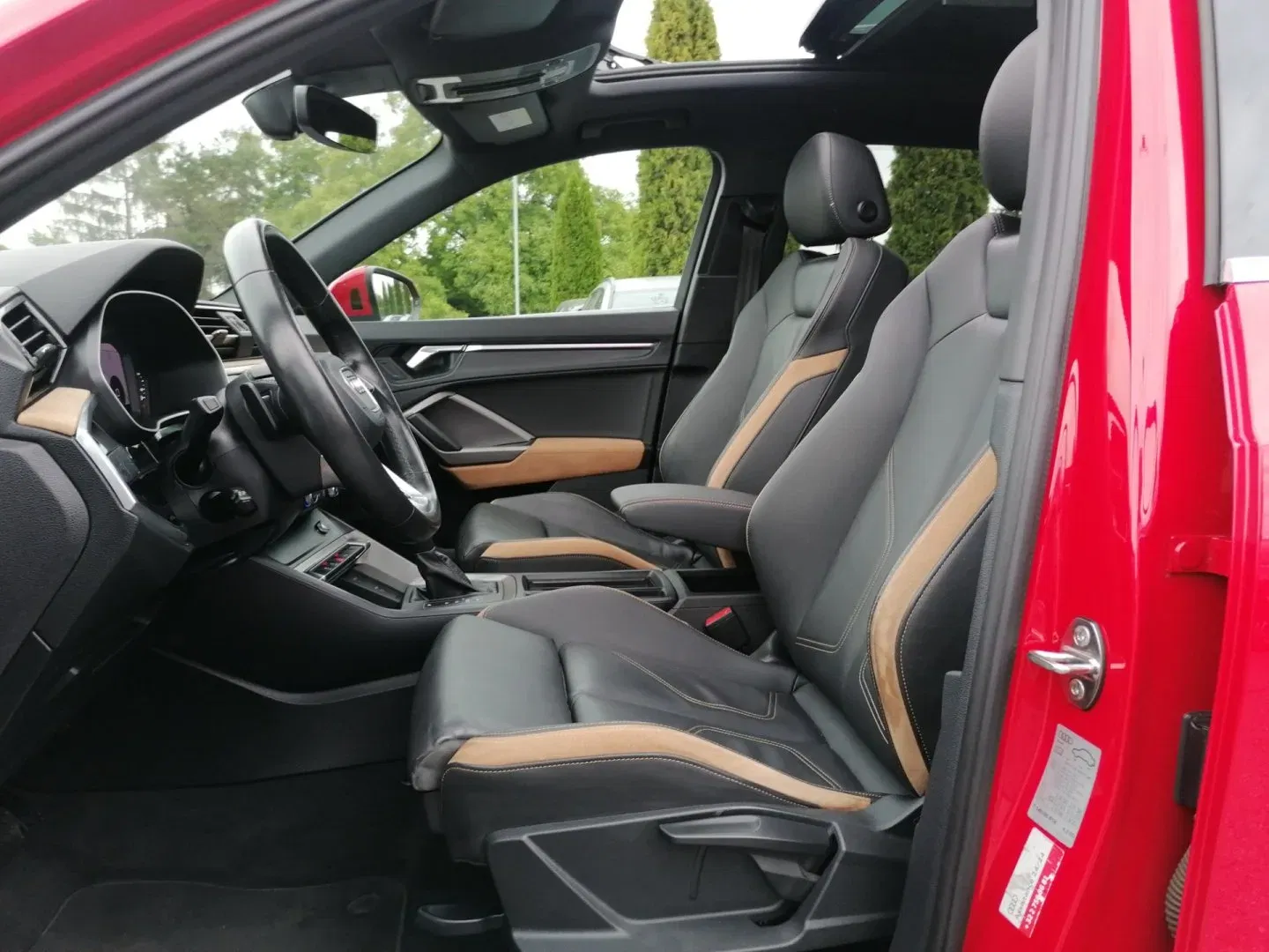 Audi Q3 - Náhled 9