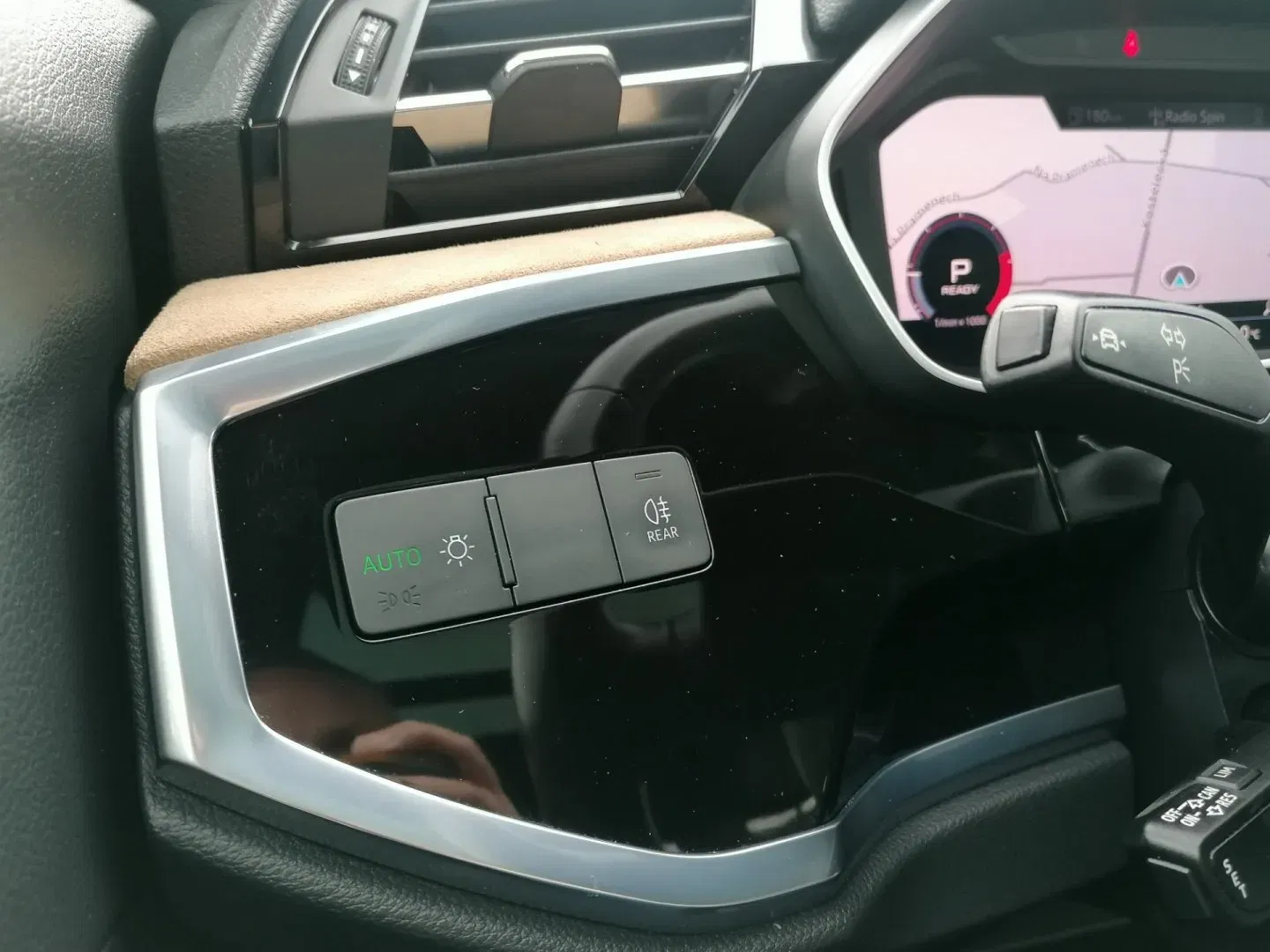 Audi Q3 - Náhled 24