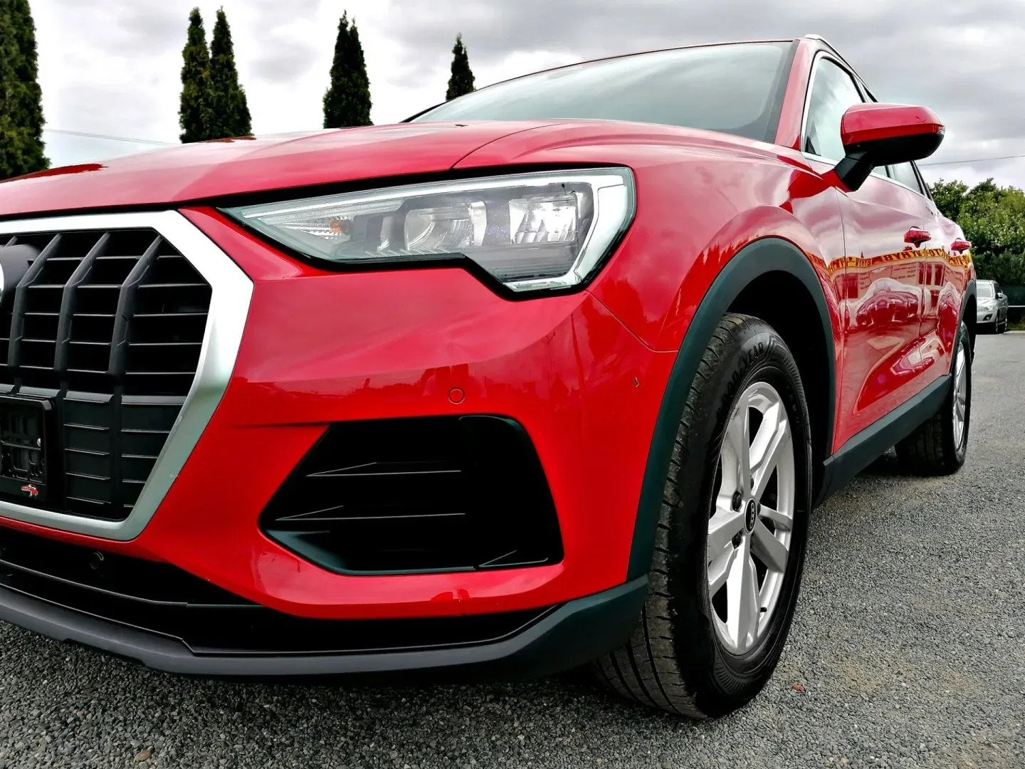 Audi Q3 - Náhled 37