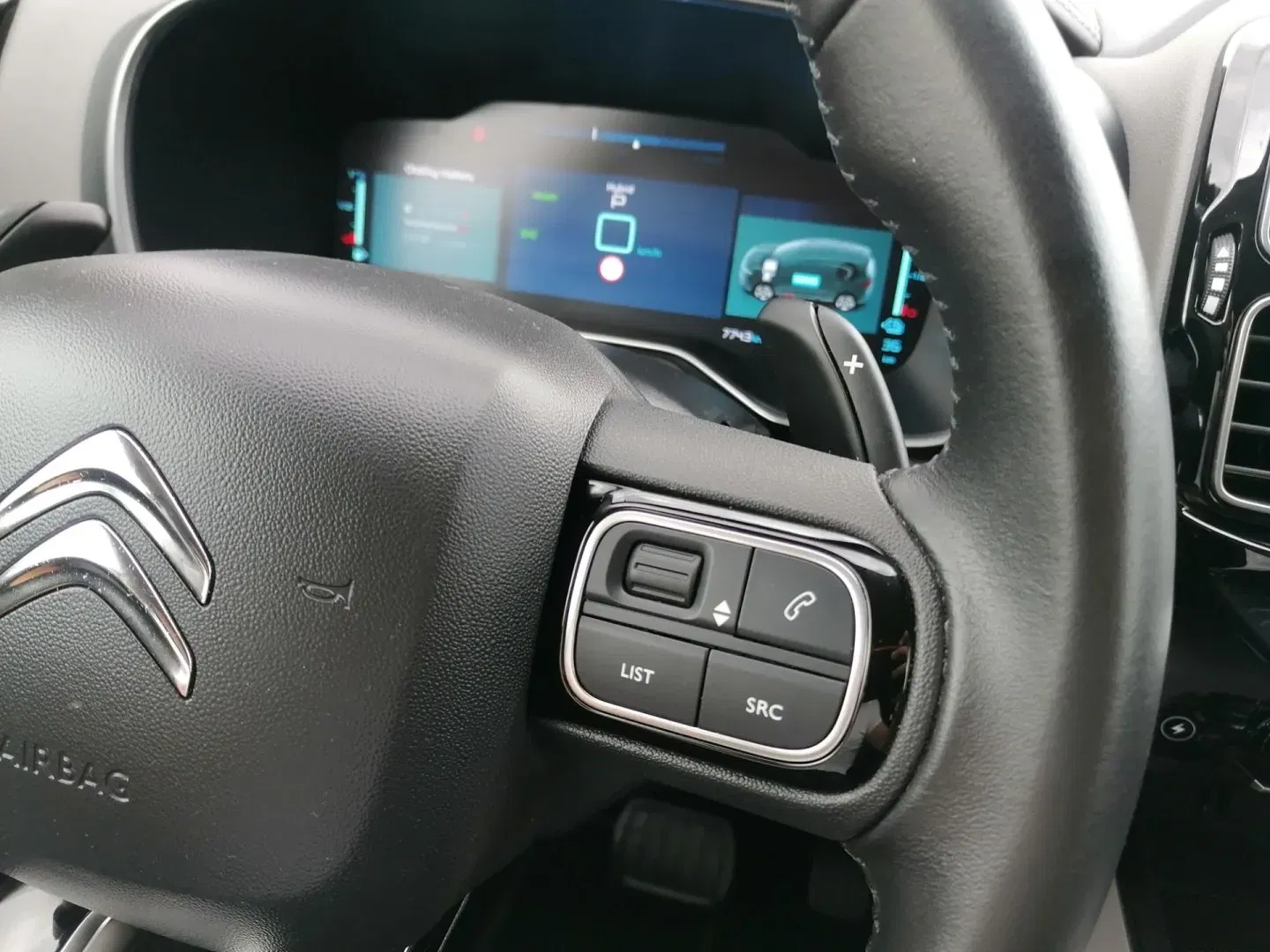 Citroën C5 Aircross - Náhled 21