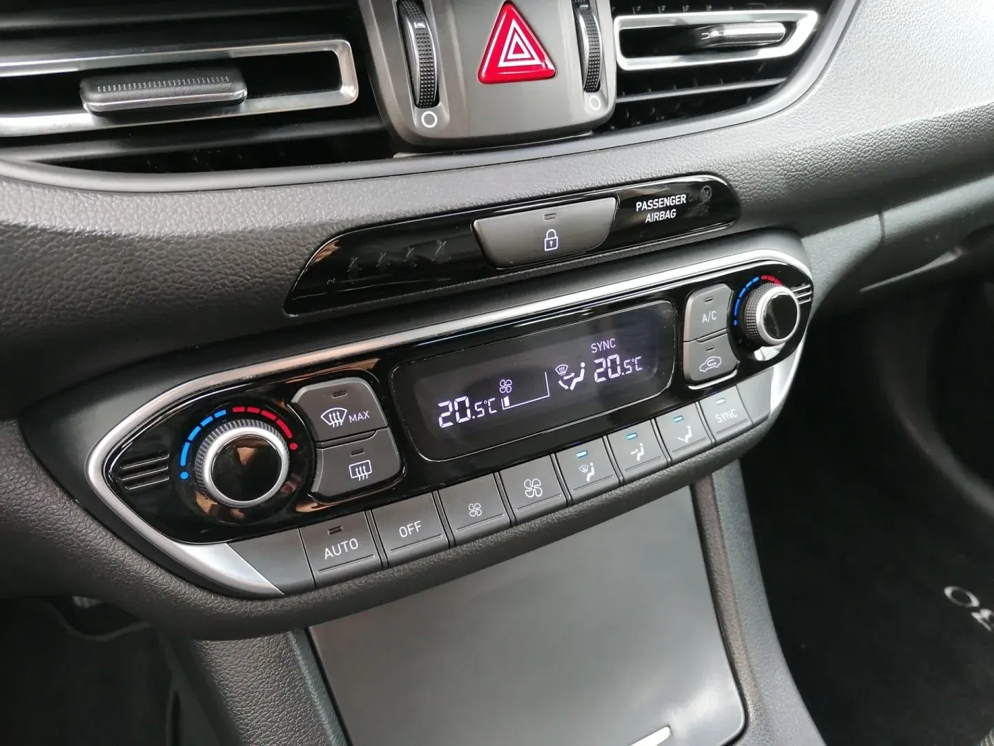 Hyundai i30 - Náhled 15