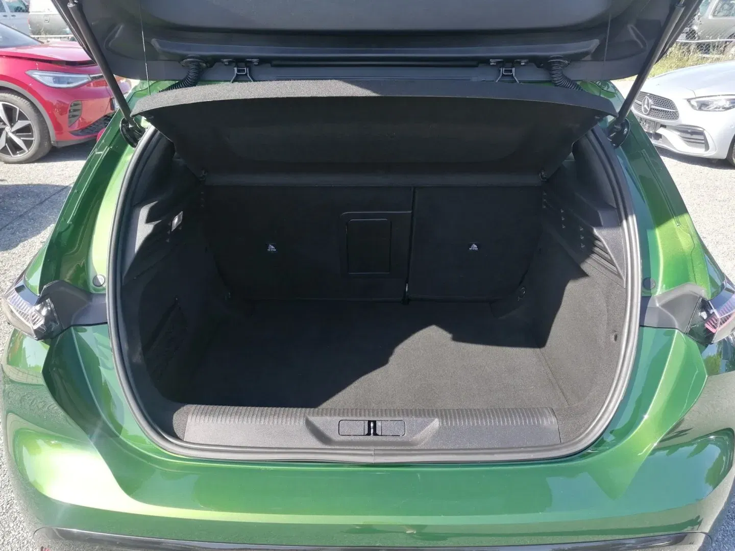 Peugeot 308 - Náhled 39