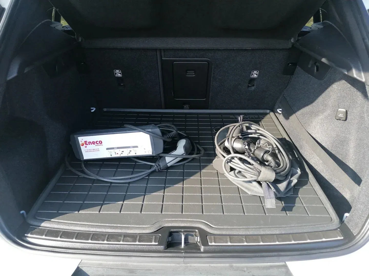 Volvo XC40 - Náhled 30