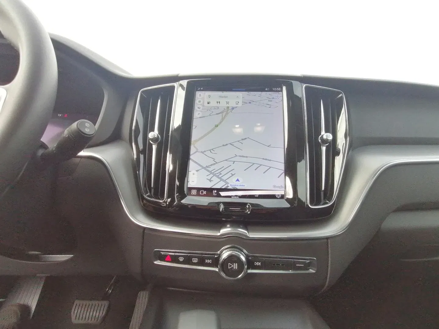 Volvo XC60 - Náhled 14