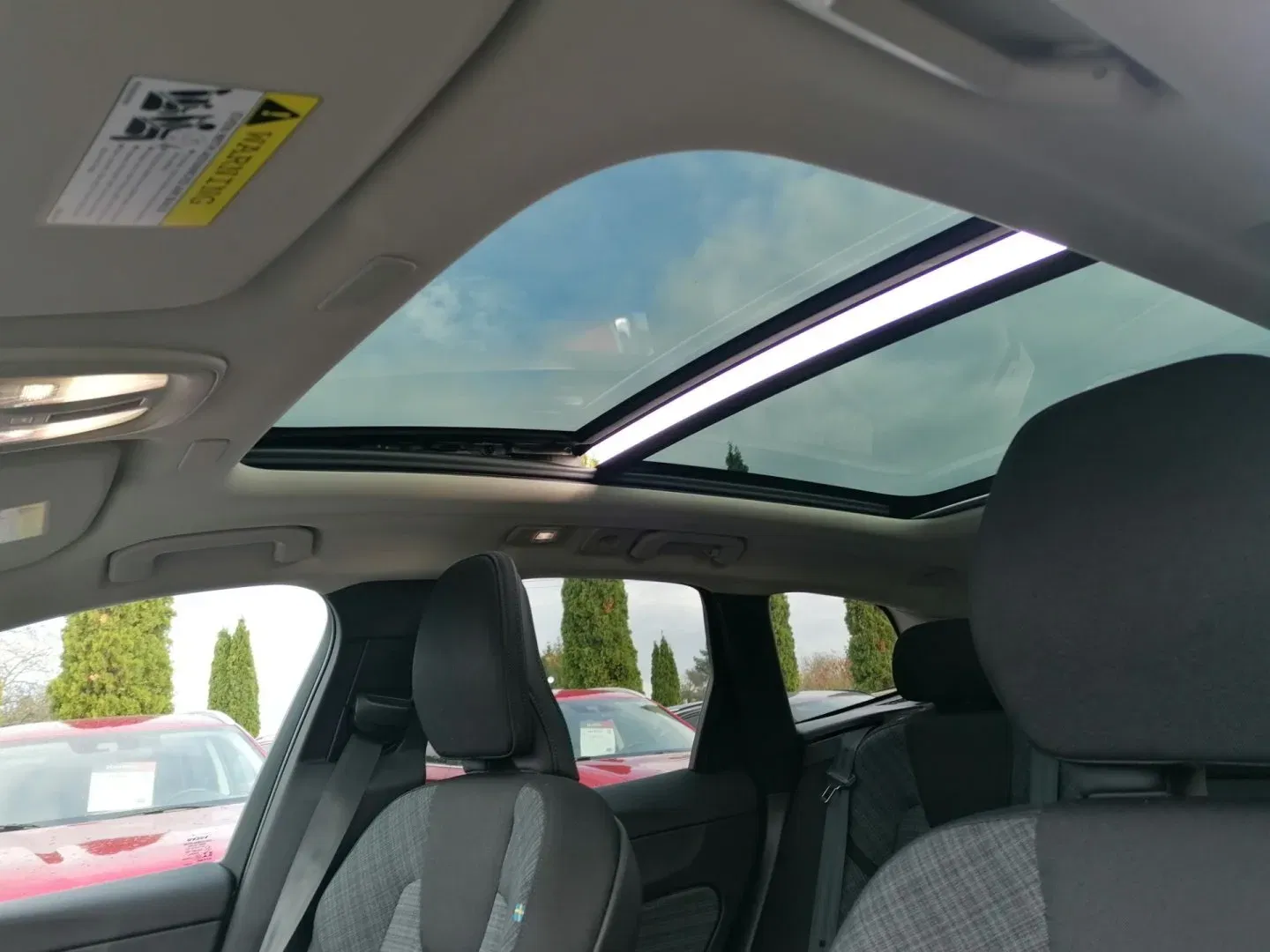 Volvo XC60 - Náhled 21