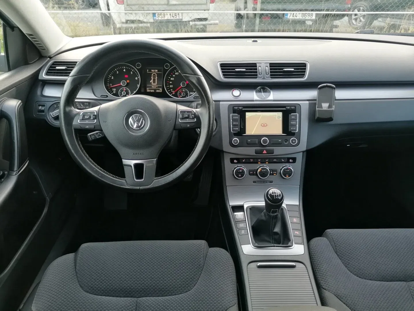 Volkswagen Passat - Náhled 8
