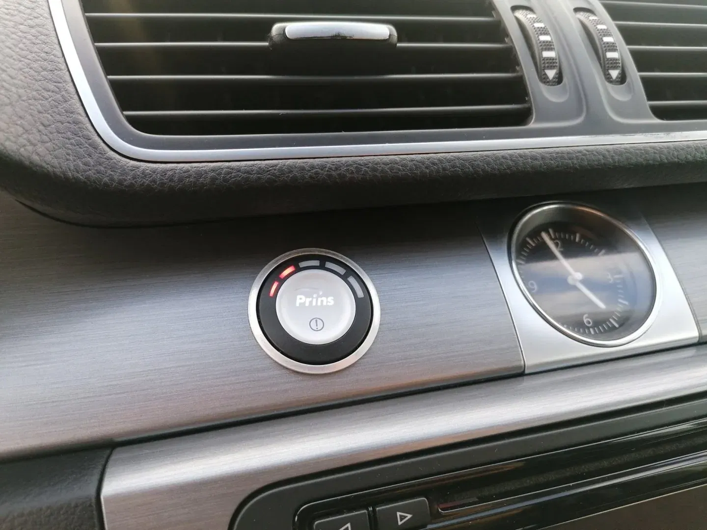 Volkswagen Passat - Náhled 13