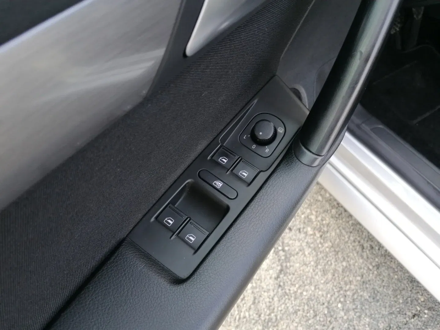 Volkswagen Passat - Náhled 20